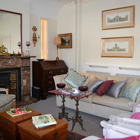 Cranleigh Hotel Рейгейт Экстерьер фото